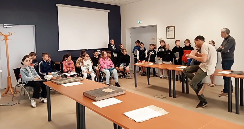 Un riche patrimoine découvert par les enfants au travers des archives